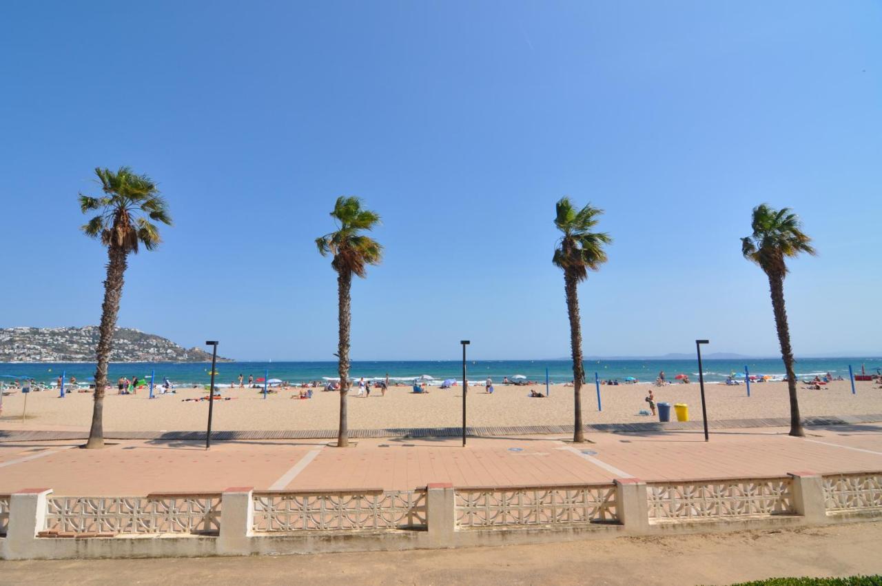 Rnet - Front De Mer - Roses Costa Brava Zewnętrze zdjęcie