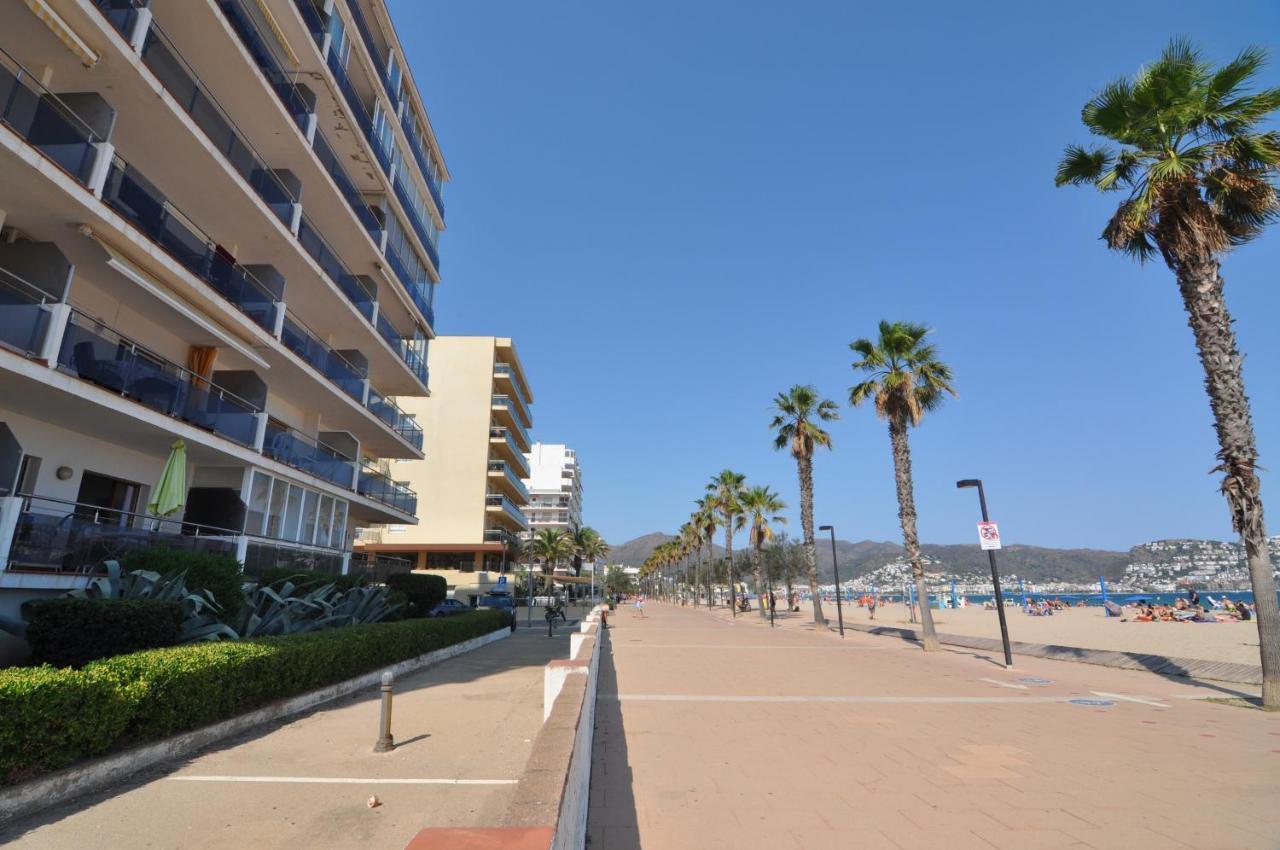 Rnet - Front De Mer - Roses Costa Brava Zewnętrze zdjęcie